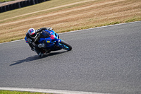 enduro-digital-images;event-digital-images;eventdigitalimages;mallory-park;mallory-park-photographs;mallory-park-trackday;mallory-park-trackday-photographs;no-limits-trackdays;peter-wileman-photography;racing-digital-images;trackday-digital-images;trackday-photos